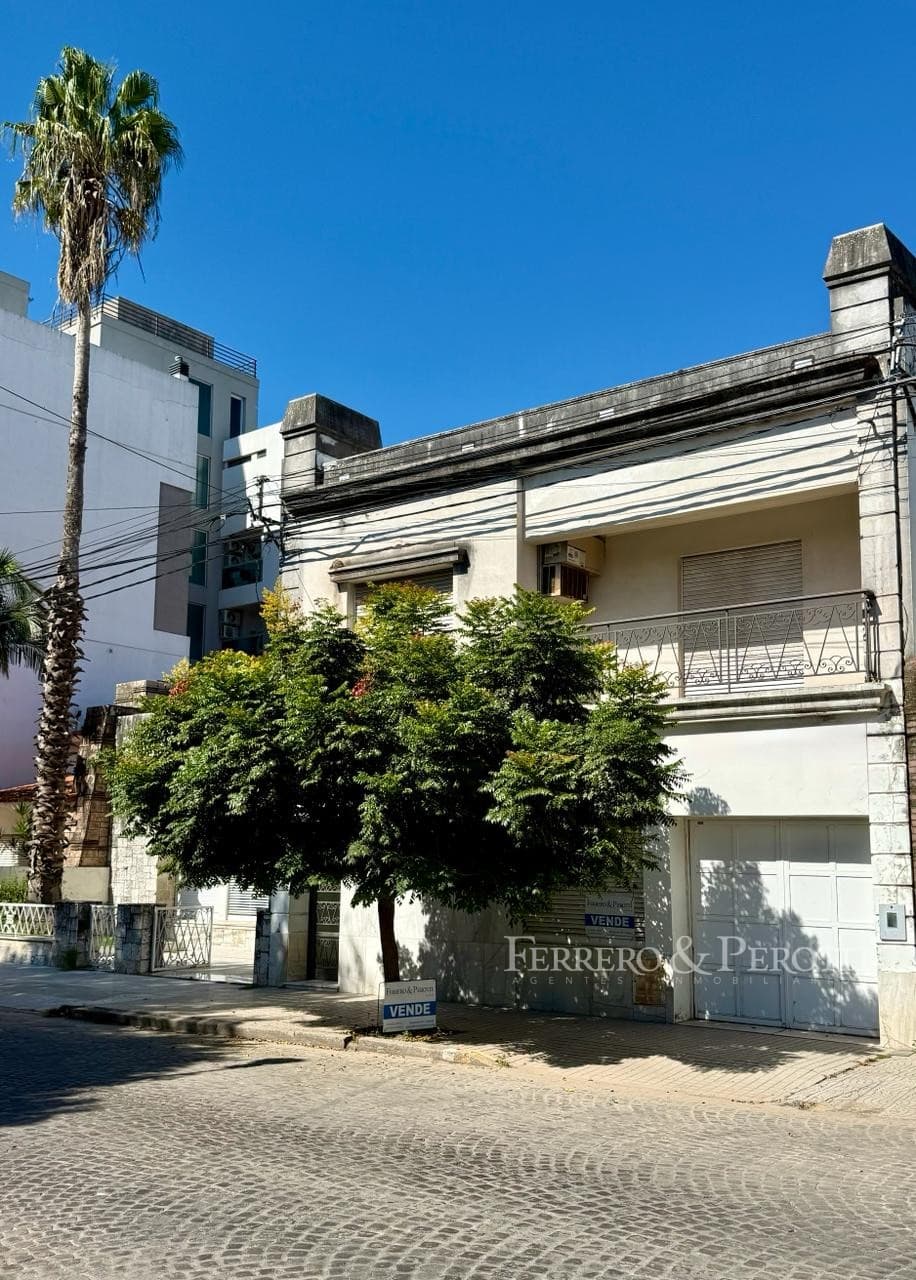 Casa de Categoría en el Centro de Rafaela